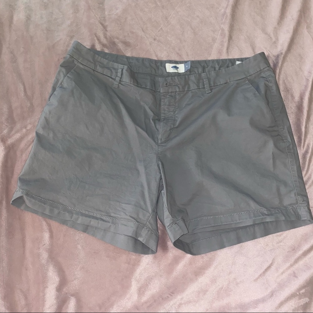 Old Navy Mid-Rise Everyday Shorts